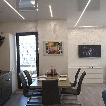 The View Apartment Нэводари Экстерьер фото